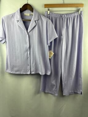 Women’s Intimate Essentials Small Lavender PJ Set